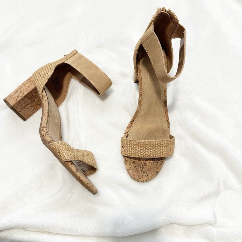 A2 by Aerosoles Tan Suede Block Heel Sandals with Ankle Strap size 6